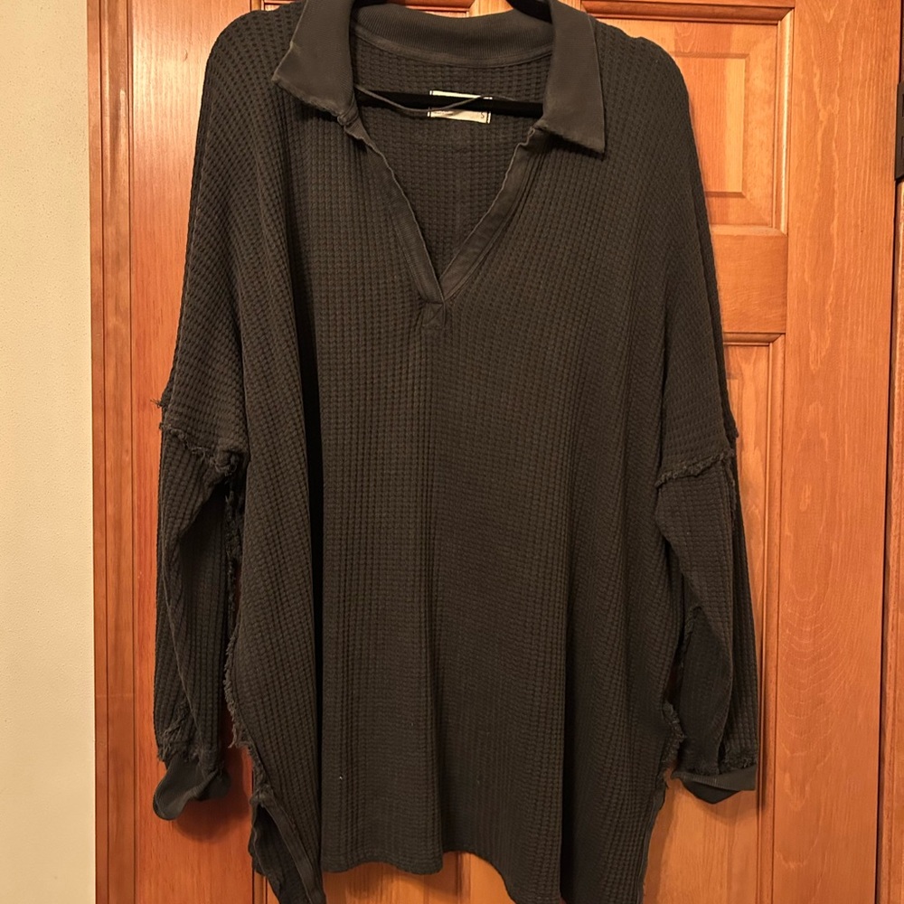 FREE PEOPLE Charcoal Gray Knit Pullover